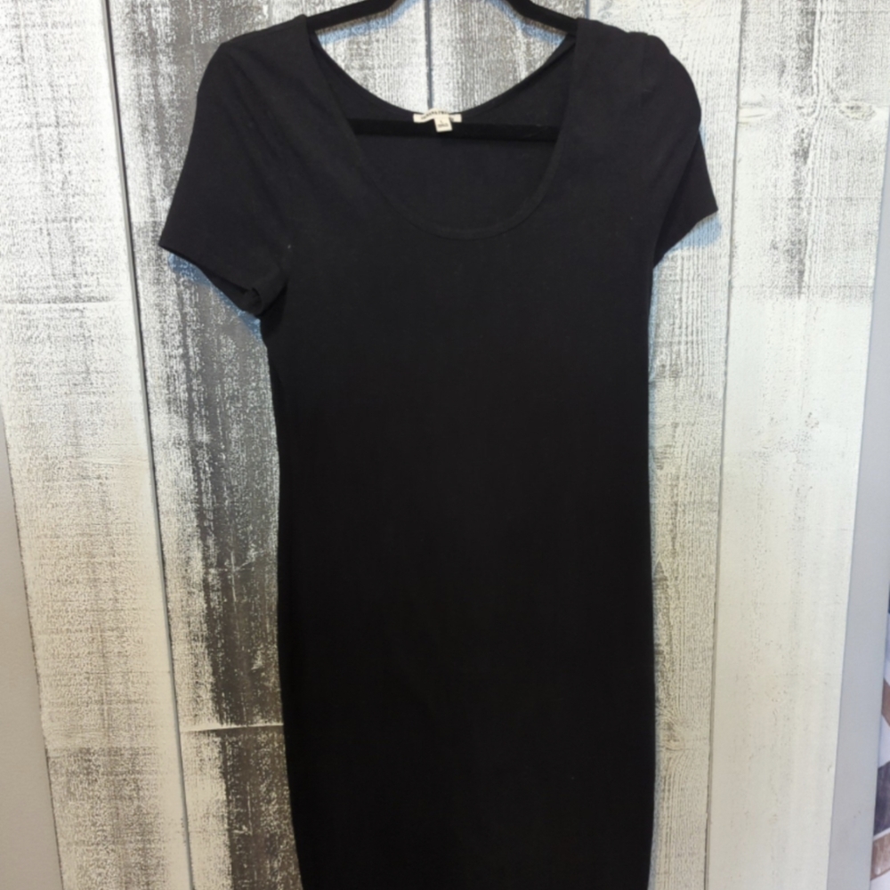 Zenana Premium Form Contouring Dress